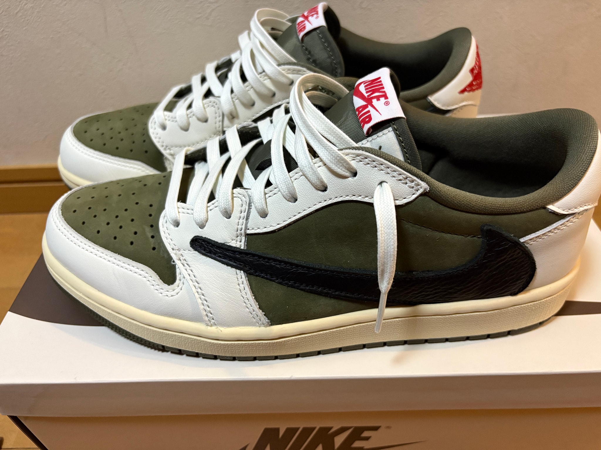 Travis Scott × Nike Air Jordan 1 Low OG SP "Reverse Olive"