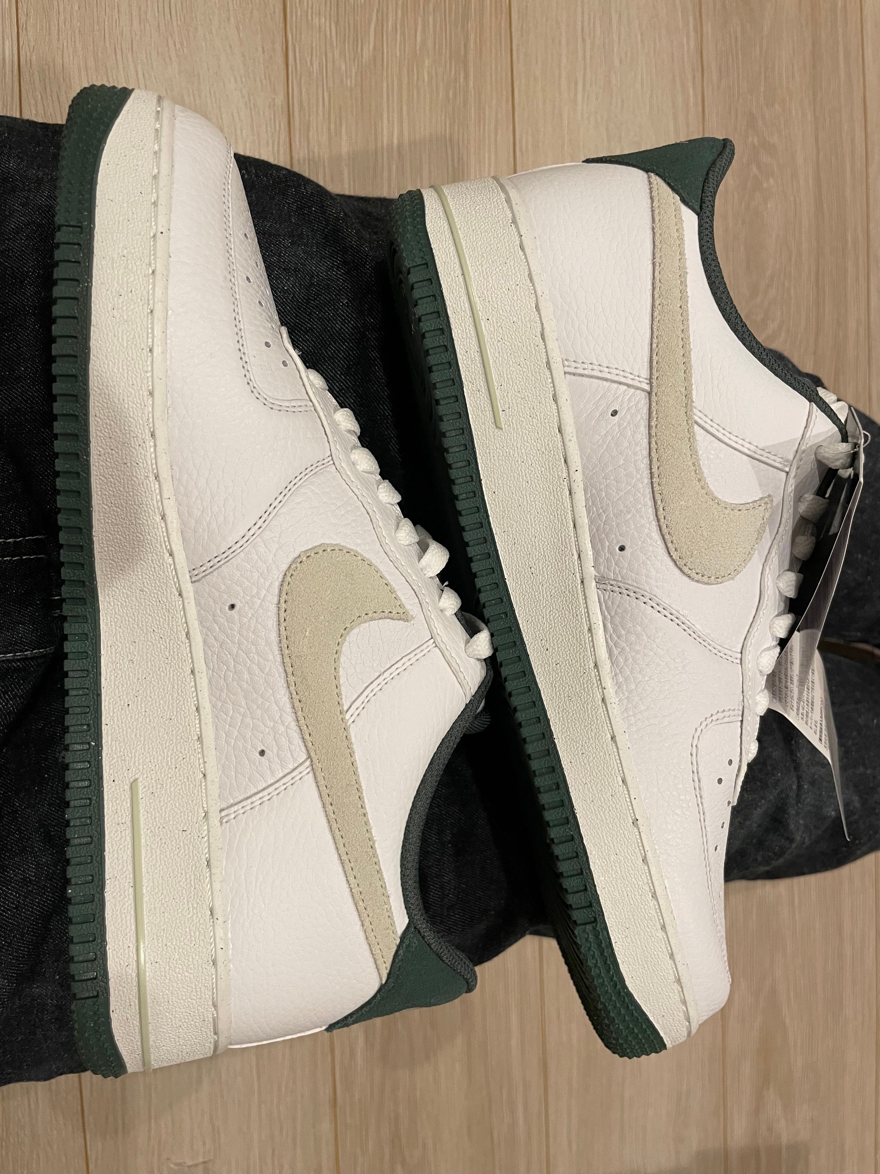 Nike Air Force 1 Low '07 LV8 "White/Sea Glass/Vintage Green"