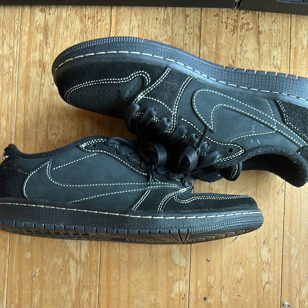 Travis Scott × Nike Air Jordan 1 Low OG SP "Black Phantom"