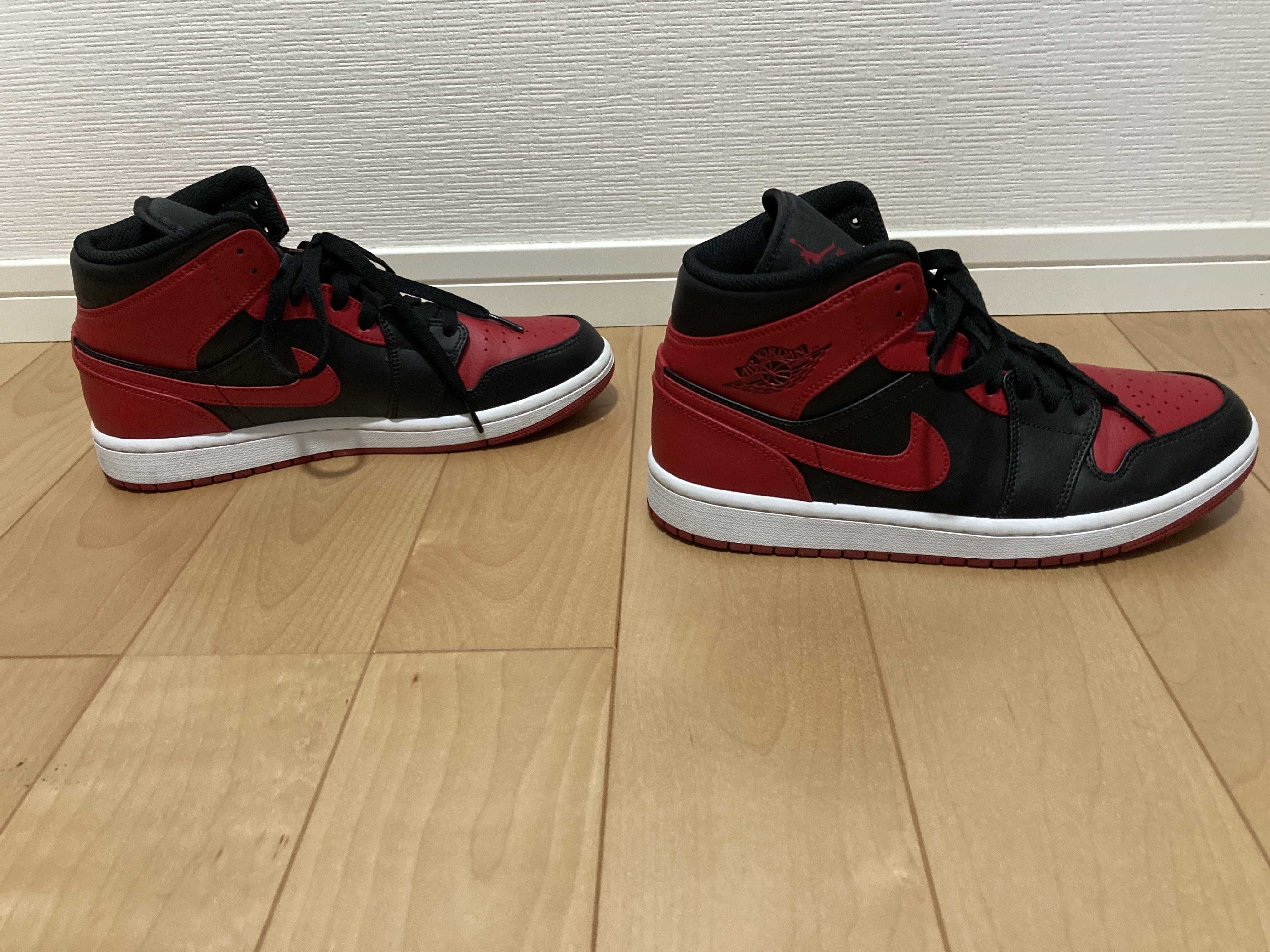 Nike Air Jordan 1 Mid "Bred"
