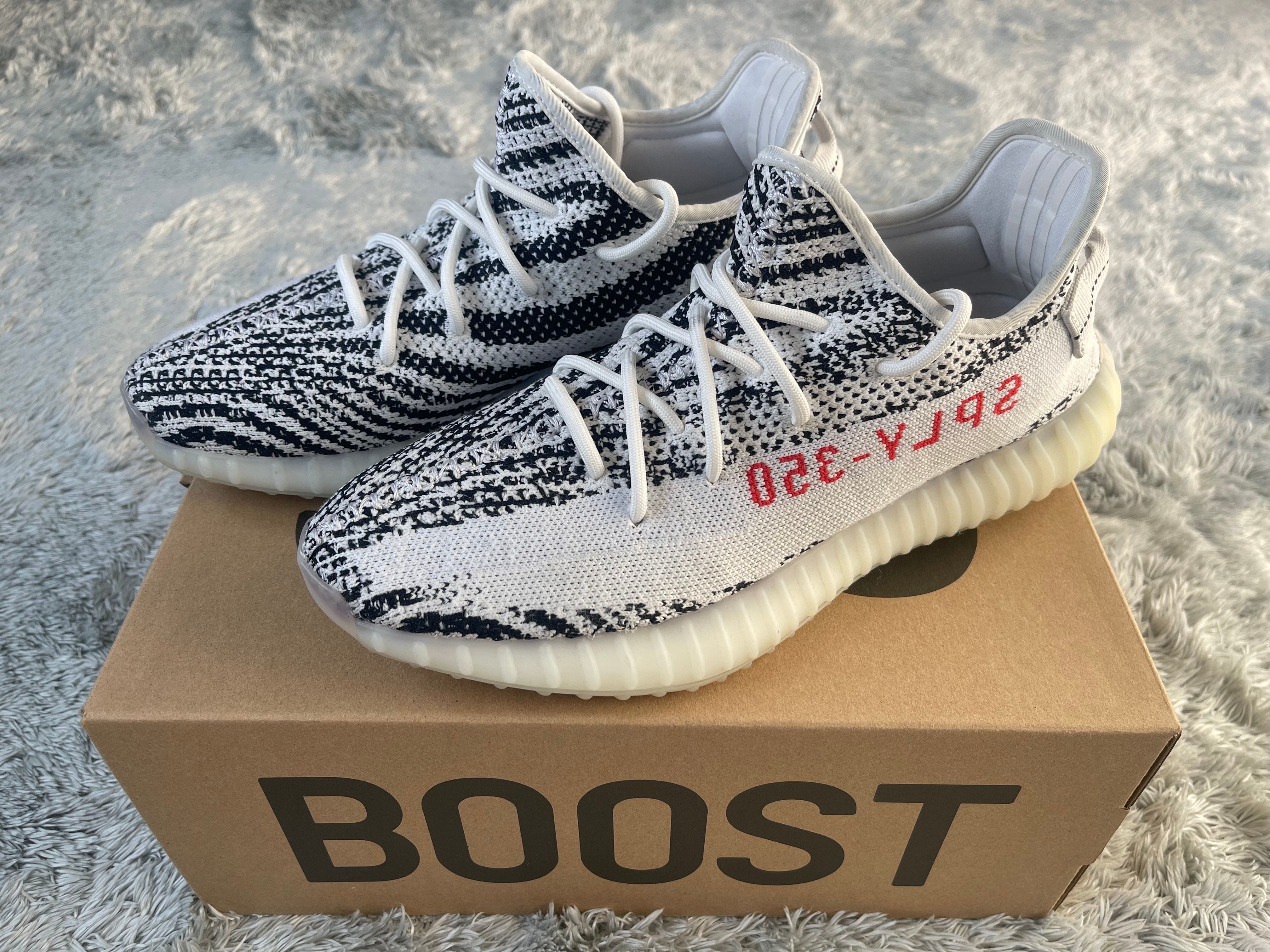 adidas YEEZY Boost 350 V2 "Zebra"