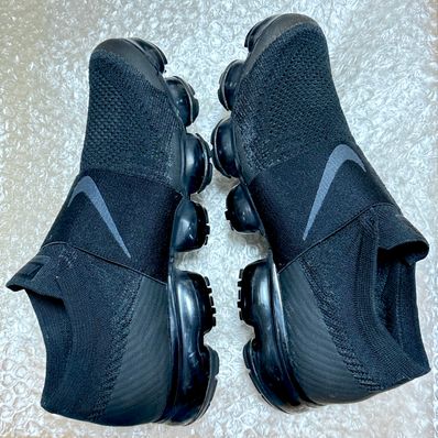 NIKE AIR VAPORMAX MOC "TRIPLE BLACK"