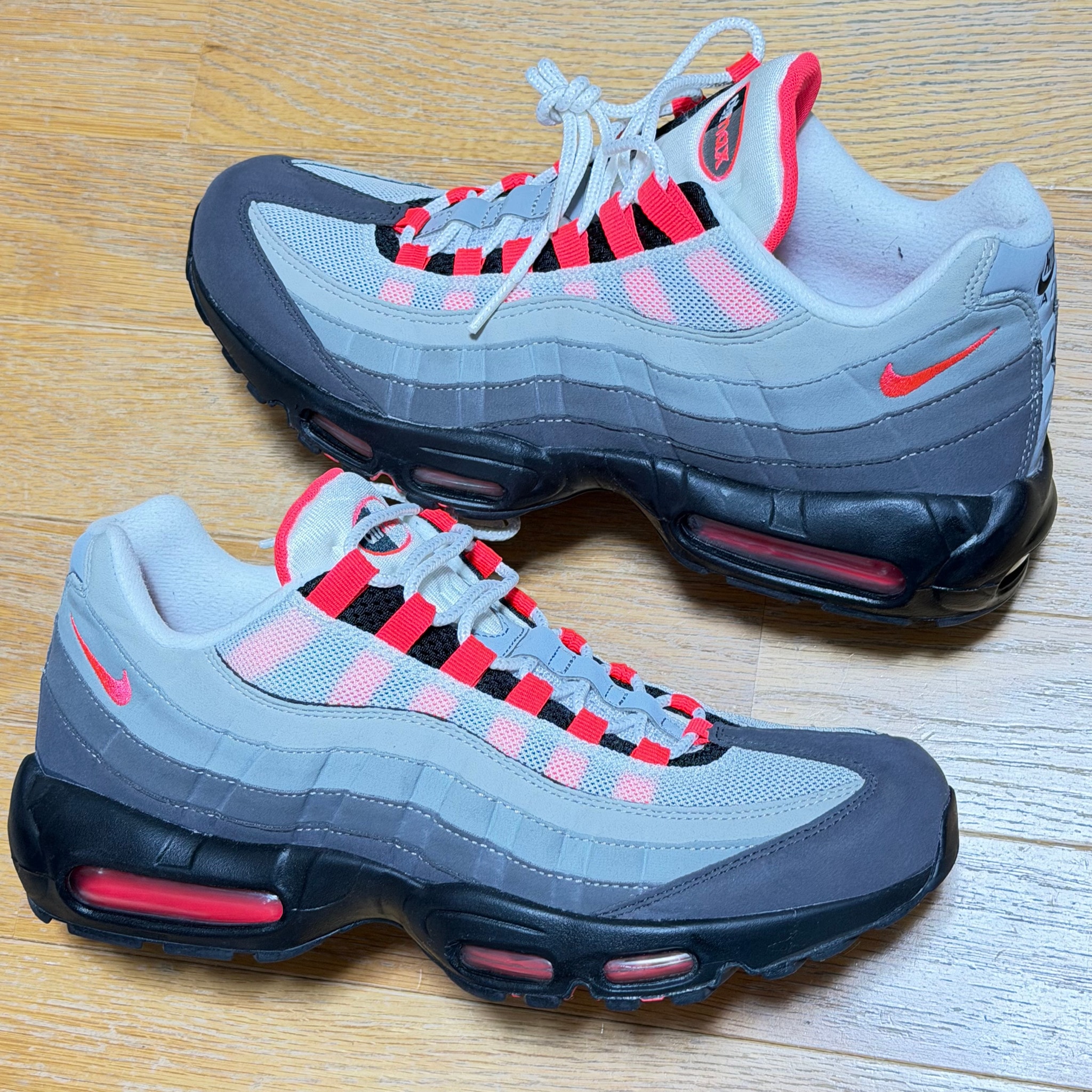 Nike Air Max 95 OG "White/Solar Red"