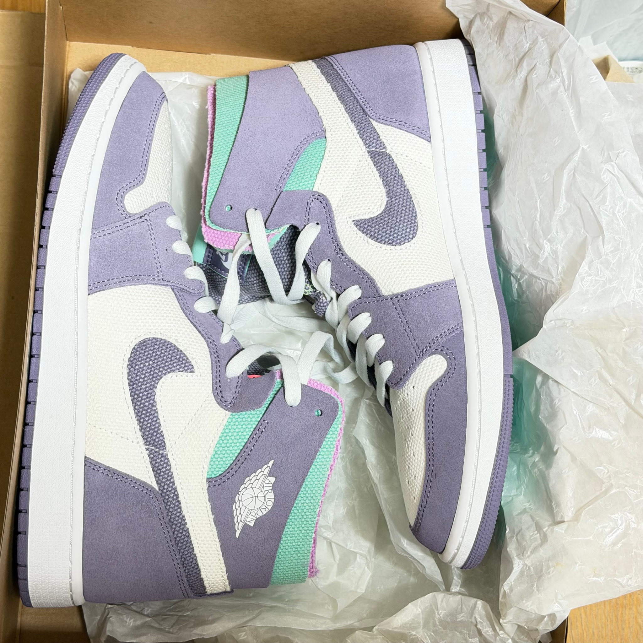 Nike Air Jordan 1 High Zoom Air CMFT "Tropical Twist"