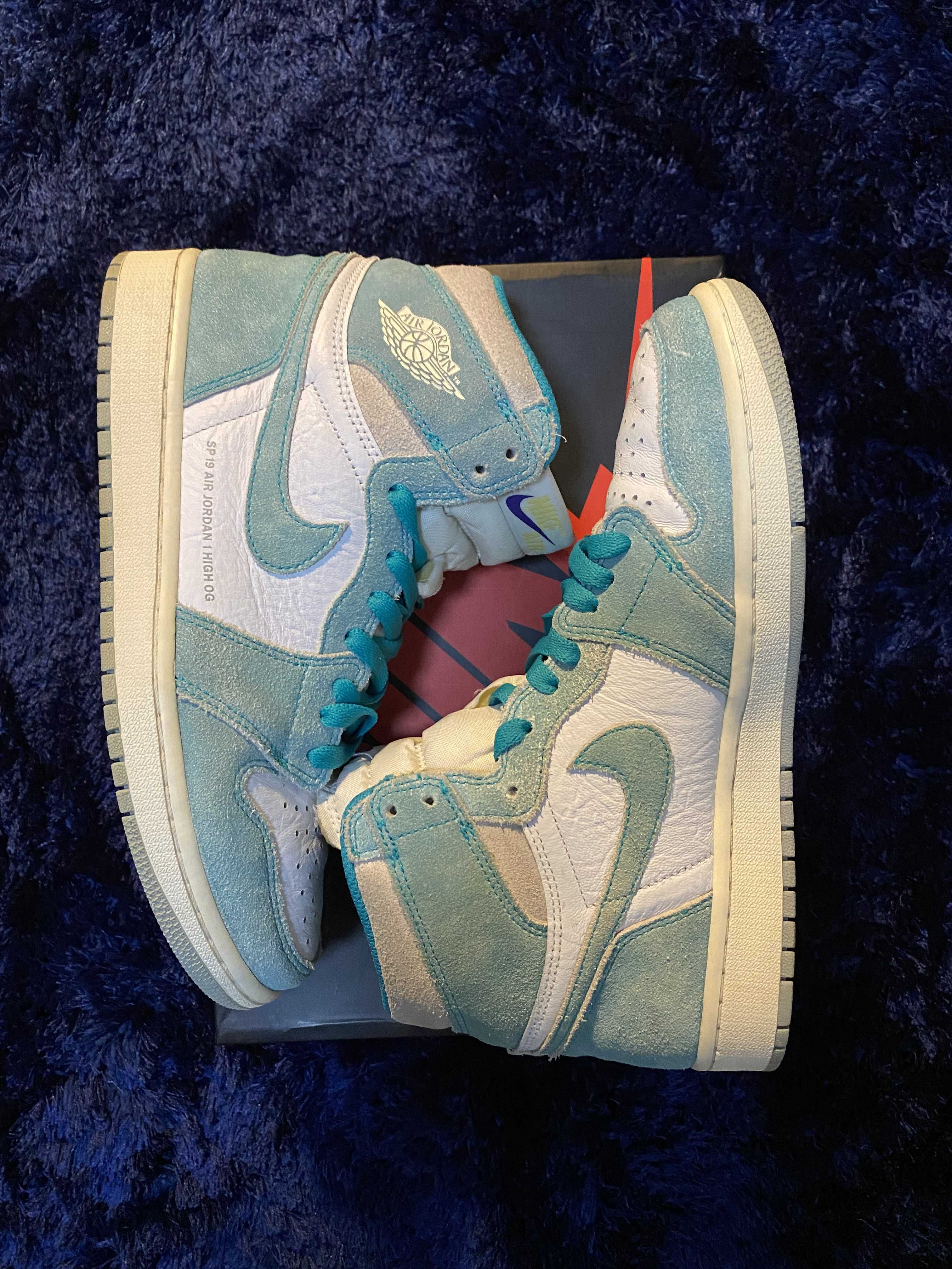 Nike Air Jordan 1 Retro High OG "Turbo Green"
