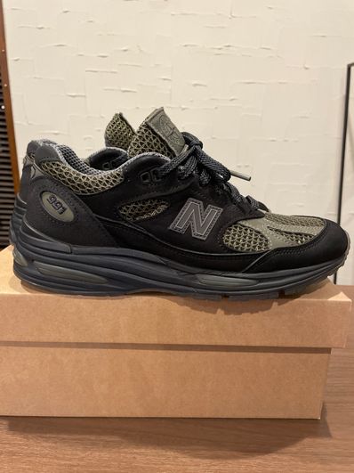 Stone Island × New Balance 991V2 "Black"