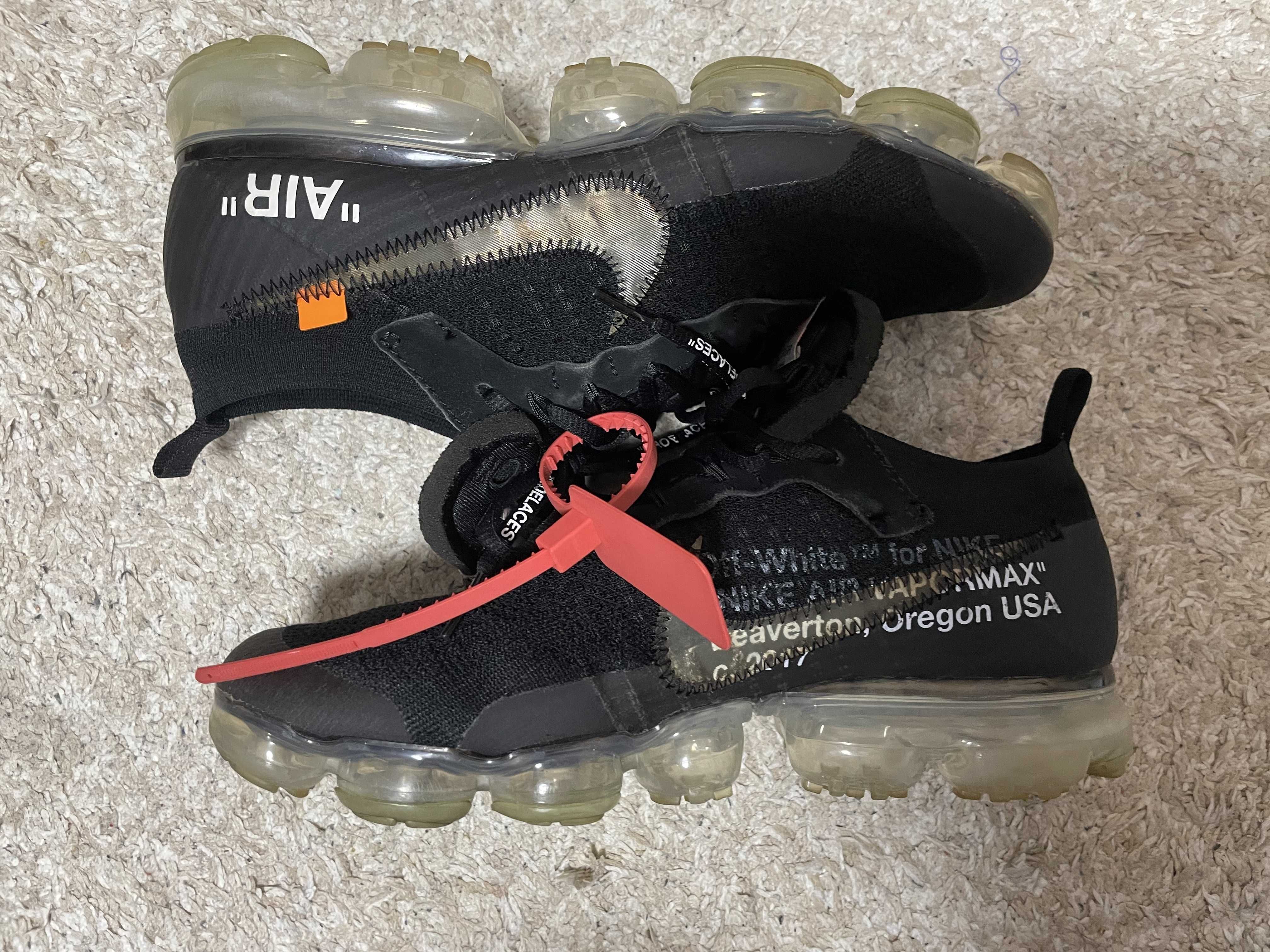 Off-White × Nike Air Vapormax "Black/Total Orange/Clear"