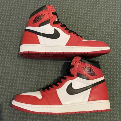 Nike Air Jordan 1 Retro High "Chicago" (2015)