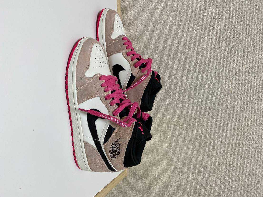 Nike Air Jordan 1 Mid "Crimson Tint"