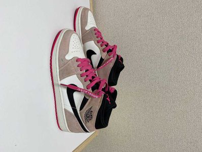Nike Air Jordan 1 Mid "Crimson Tint"