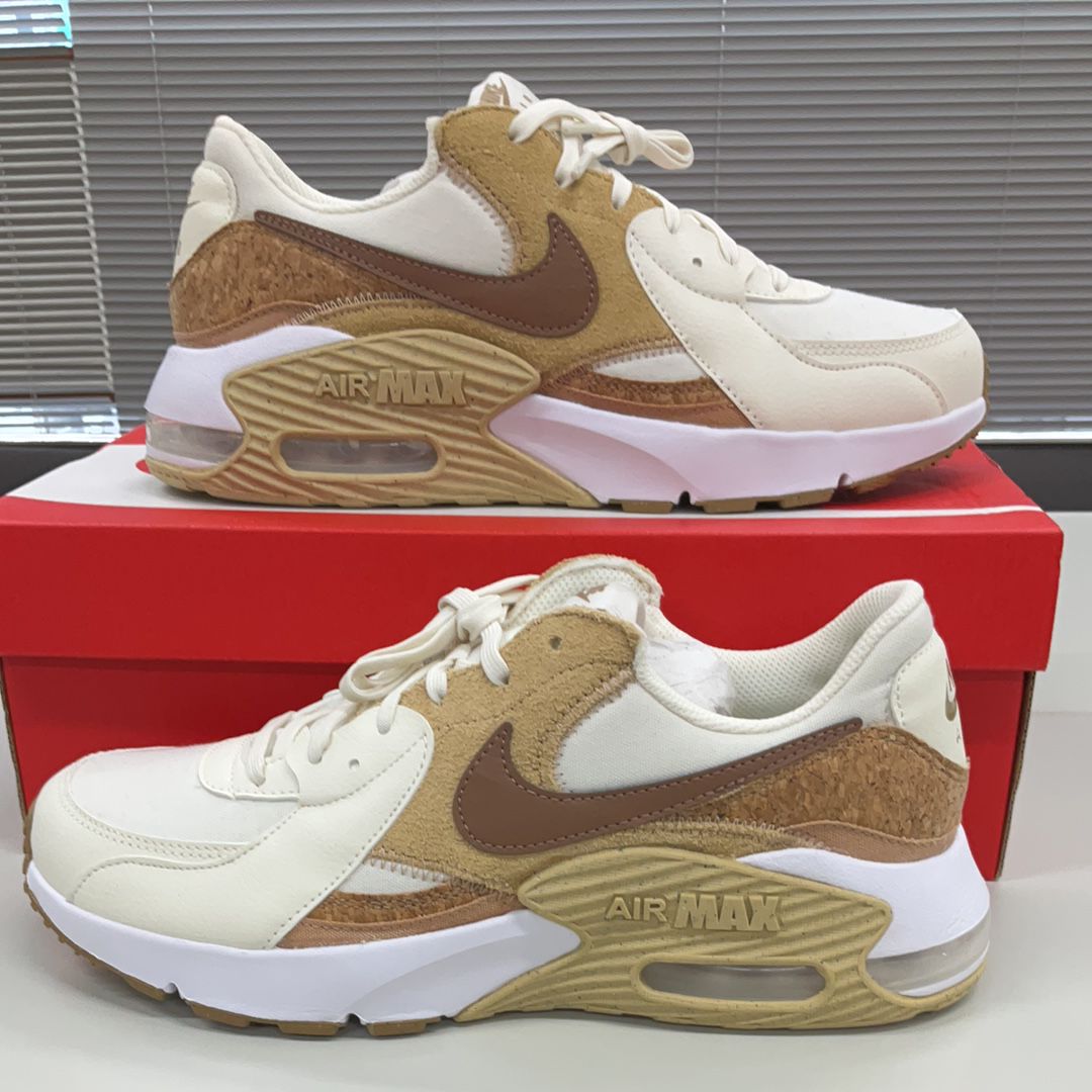 Nike Women's Air Max Excee "Soft Pearl/Archaeo Brown"