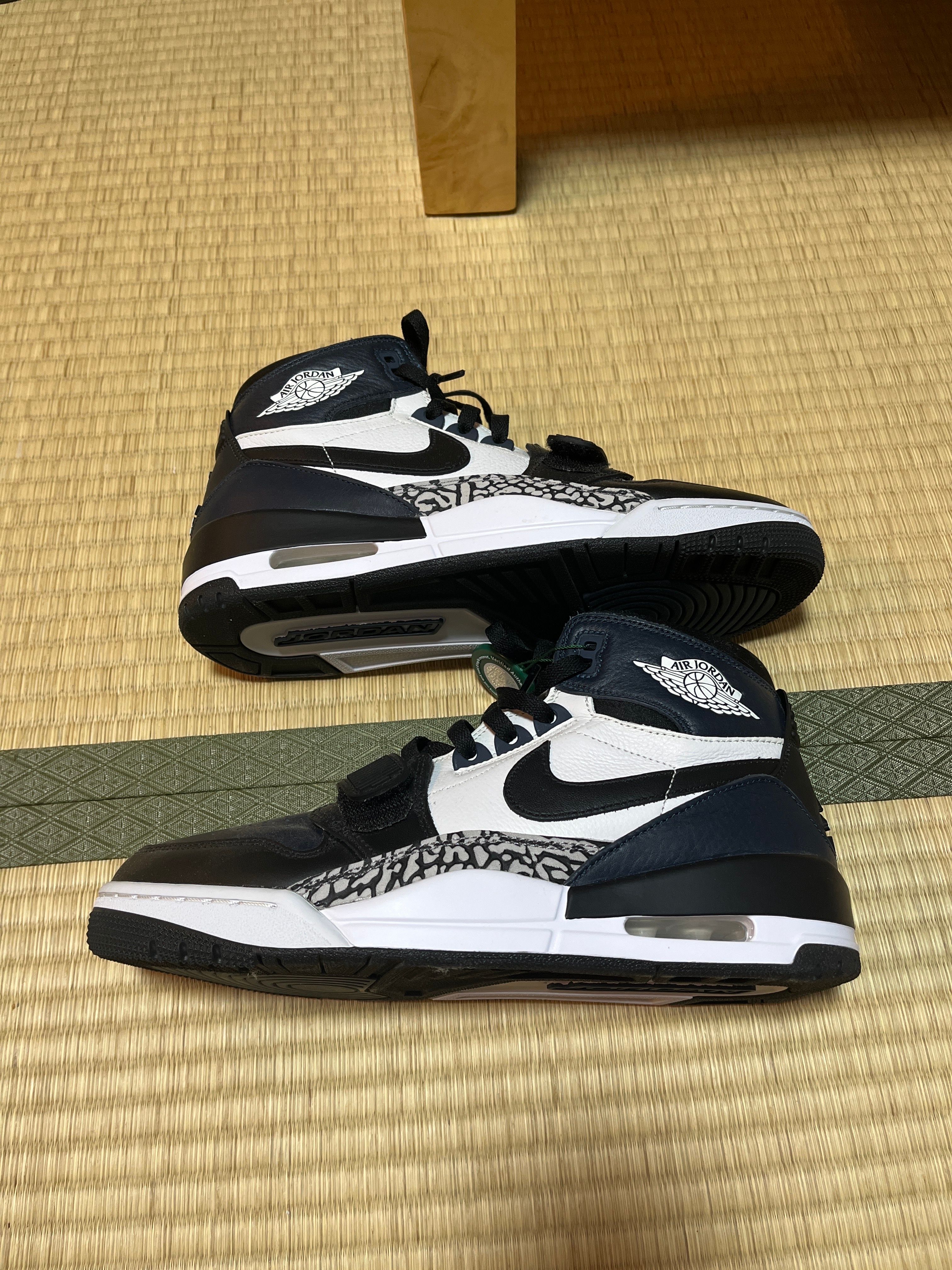 Nike Jordan Legacy 312 "Midnight Navy/Black-White"