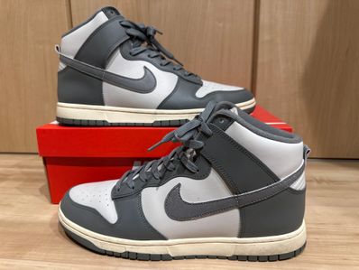 Nike Dunk High Retro SE Vintage "Light Bone and Tumbled Grey"