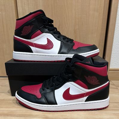 NIKE AIR JORDAN 1 MID "BLACK/RED/WHITE"