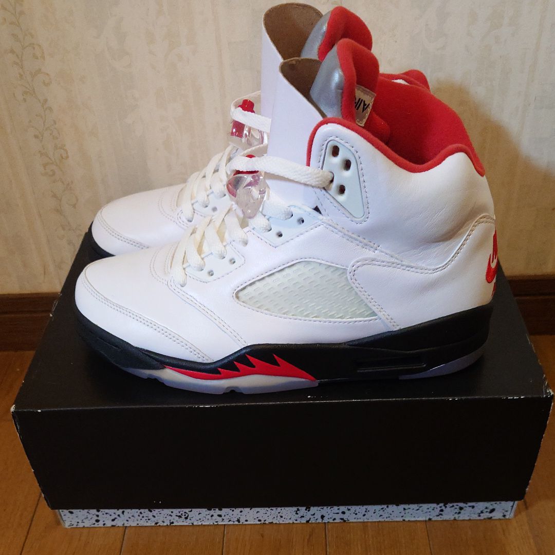 Nike Air Jordan 5 Retro "Fire Red" (2020)