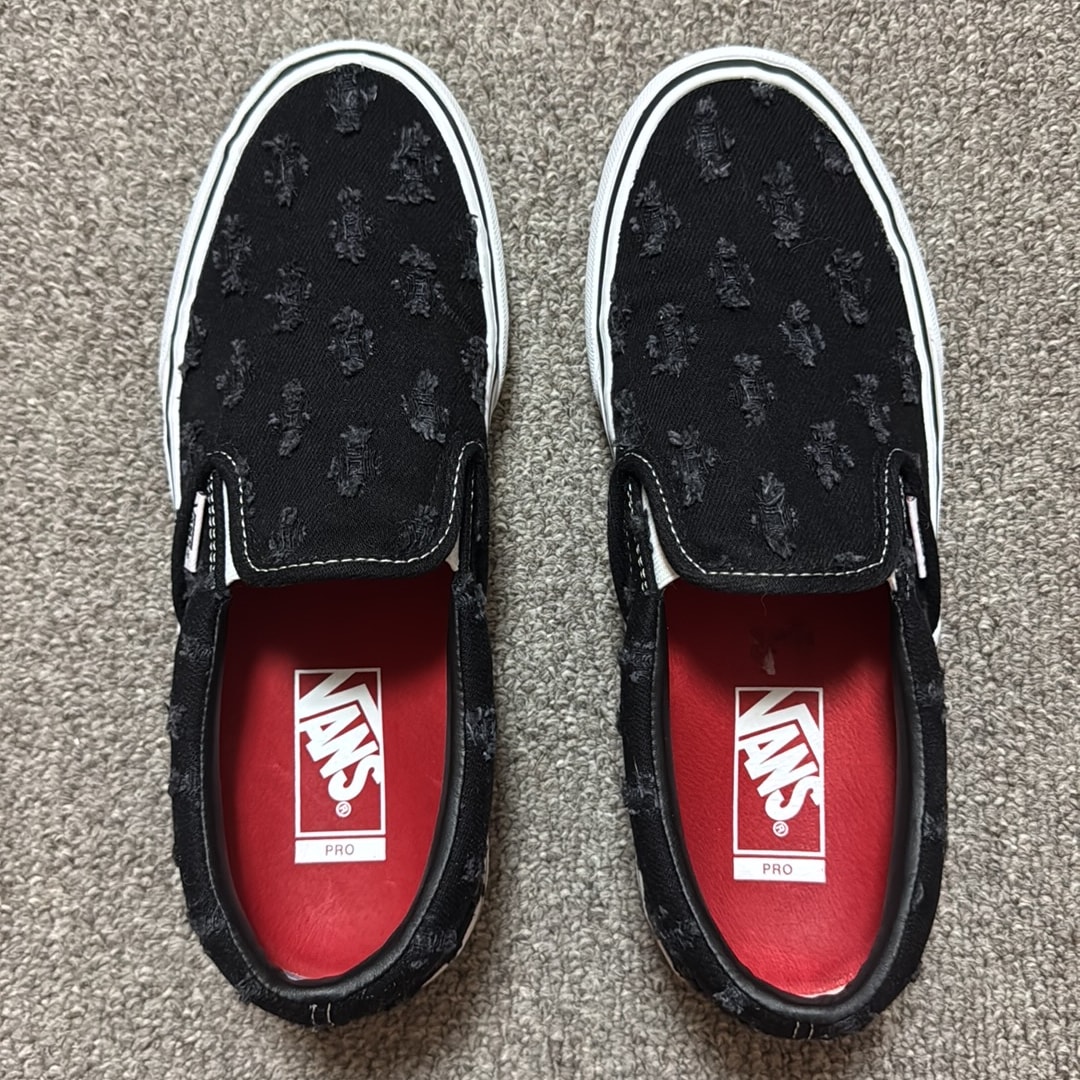 Supreme × Vans Slip-On Hole Punch Denim "Black"