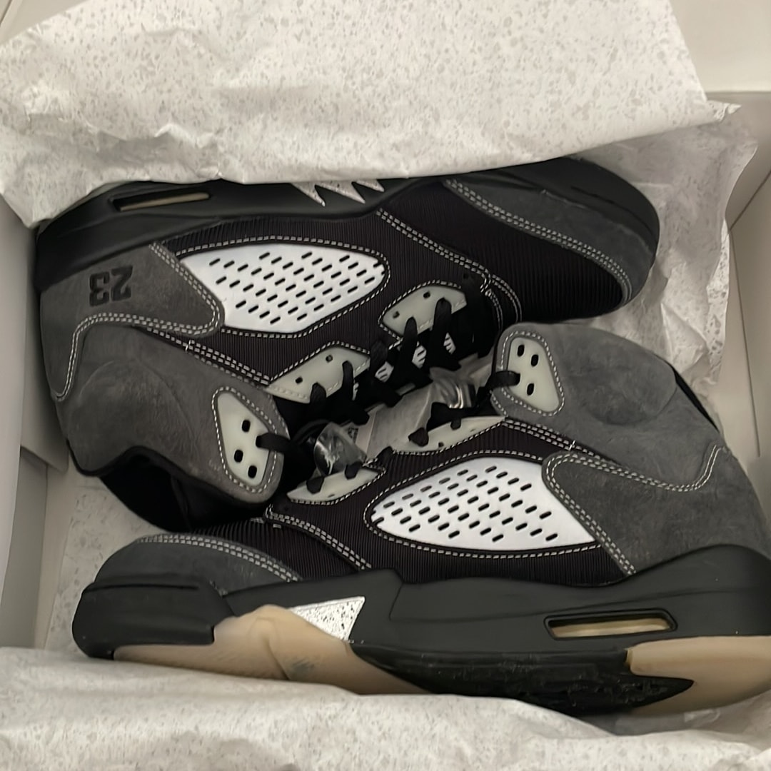 Nike Air Jordan 5 "Anthracite"
