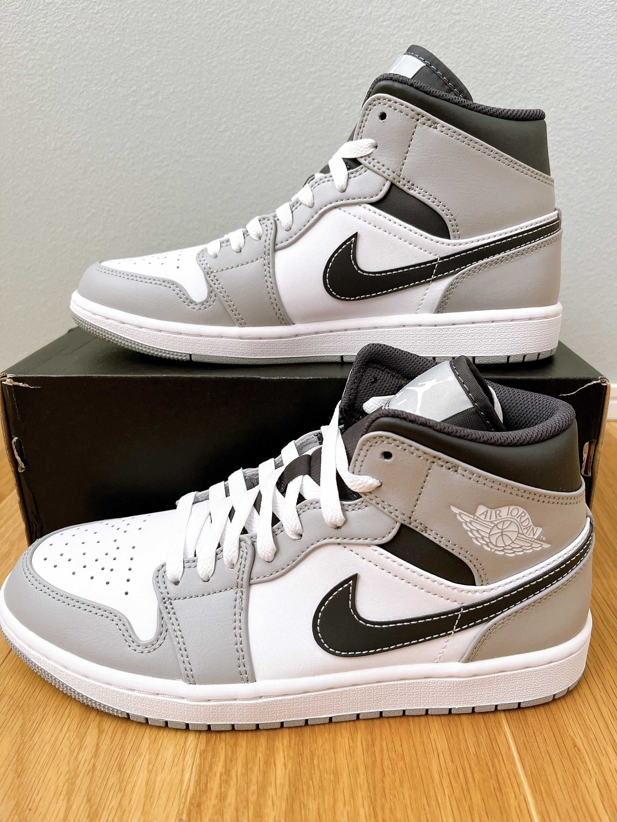 Nike Air Jordan 1 Mid "Grey White/Anthracite"