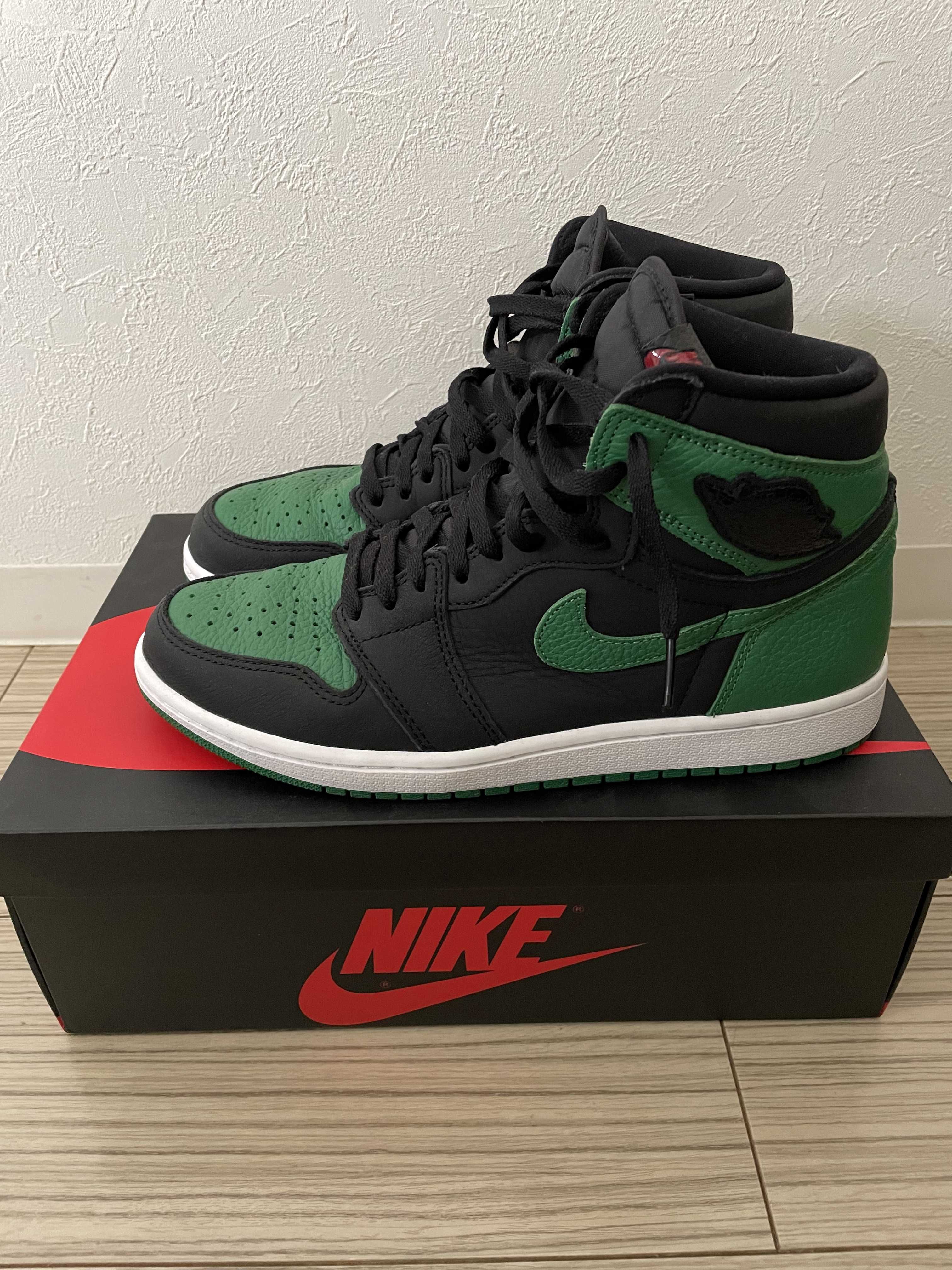 Nike Air Jordan 1 Retro High OG "Black/Pine Green" (2020)