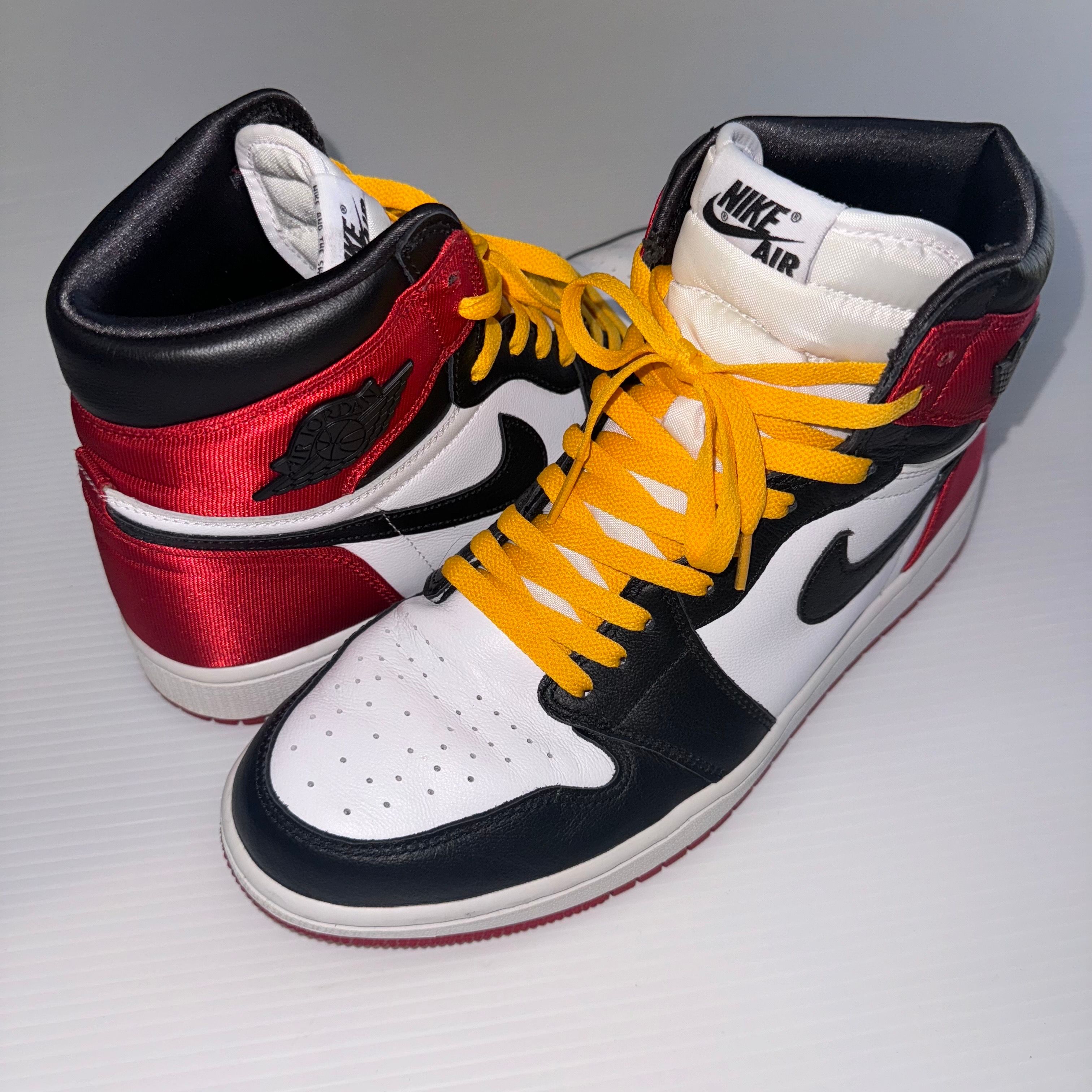 Nike Women's Air Jordan 1 Retro High "Satin Black Toe"