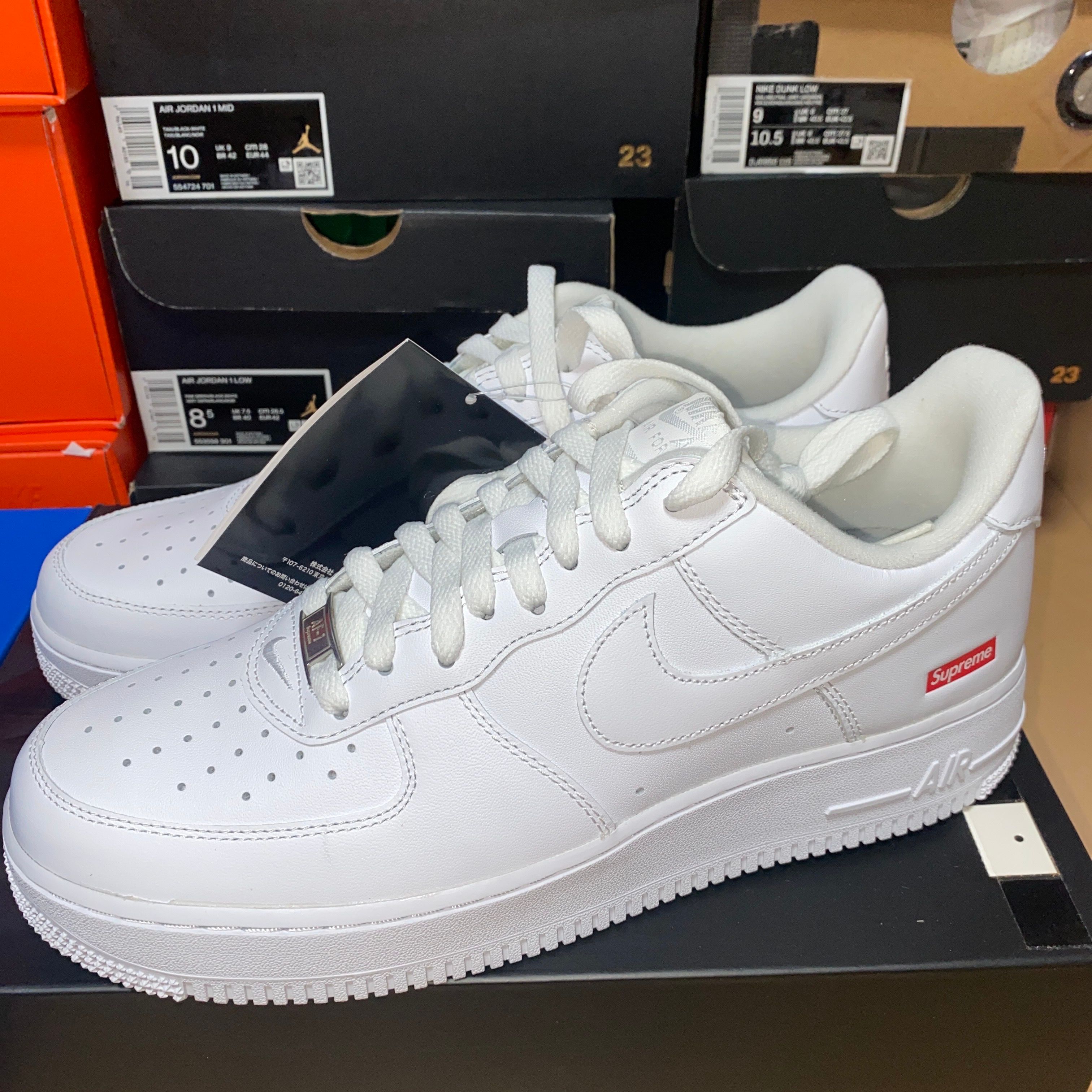 Supreme × Nike Air Force 1 Low "White"