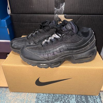 Nike Air Max 95 Essential "Black/Dark Grey/Black"