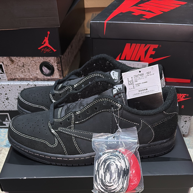 Travis Scott × Nike Air Jordan 1 Low OG SP "Black Phantom"