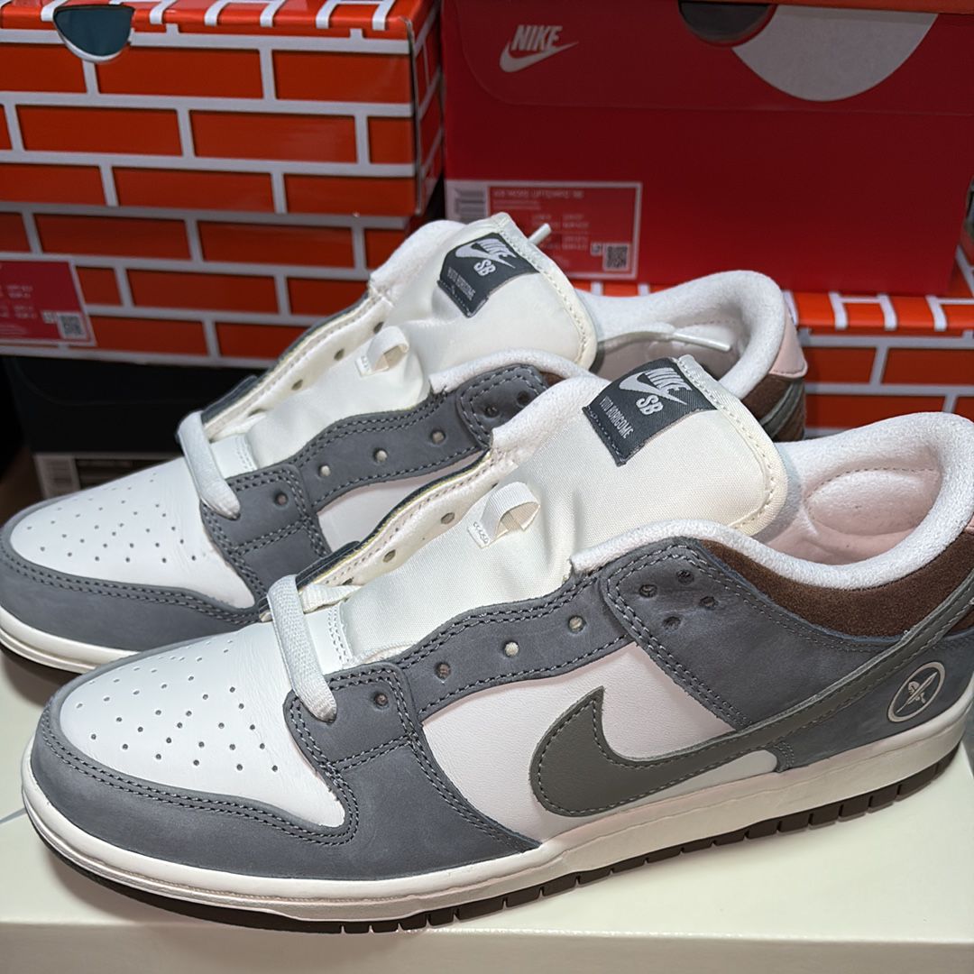堀米 雄斗(Yuto Horigome) × Nike SB Dunk Low Pro QS "Wolf Grey"