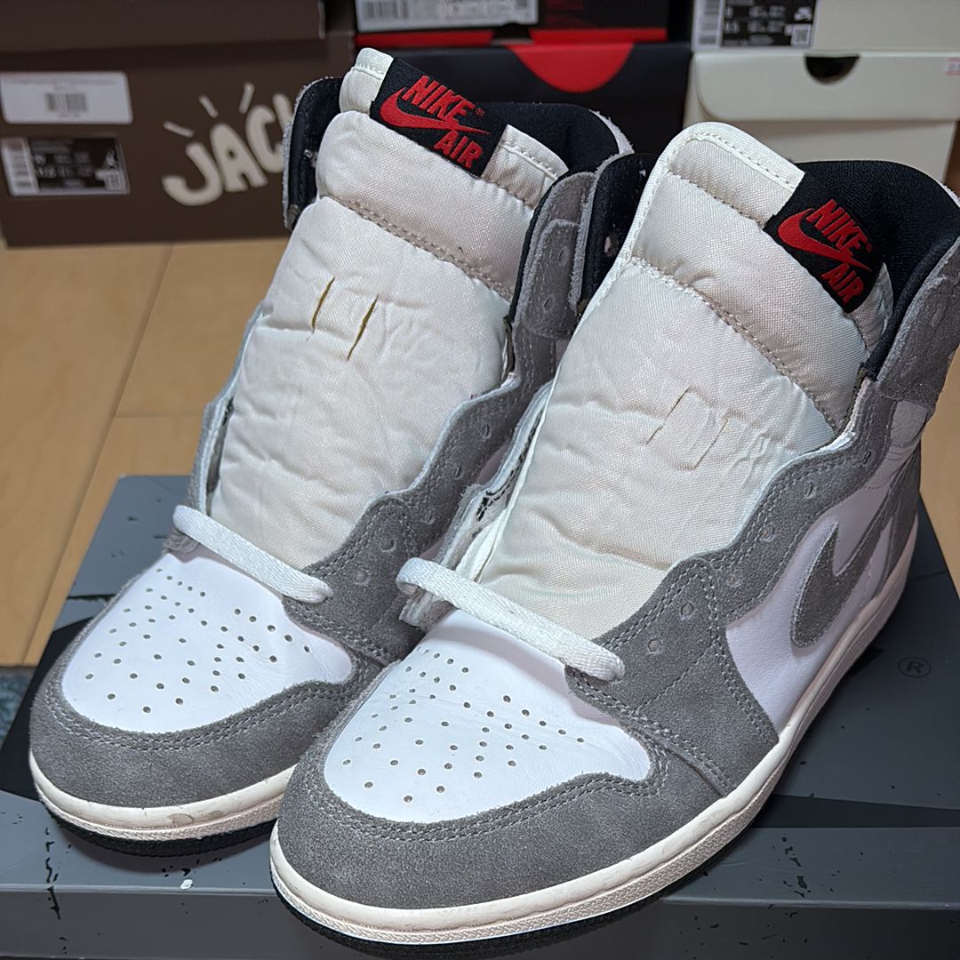 Nike Air Jordan 1 Retro High OG "Black and Smoke Grey"