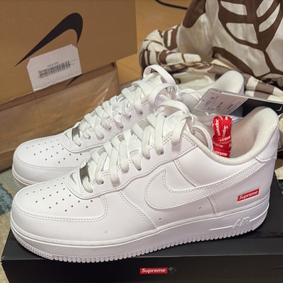 Supreme × Nike Air Force 1 Low "White"