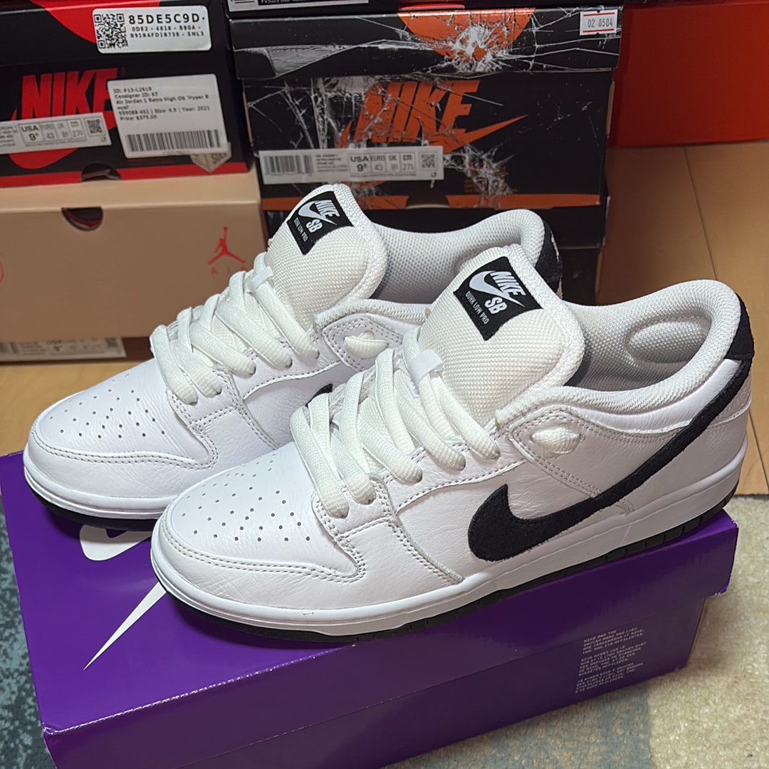 Nike SB Dunk Low Pro "White/Black"