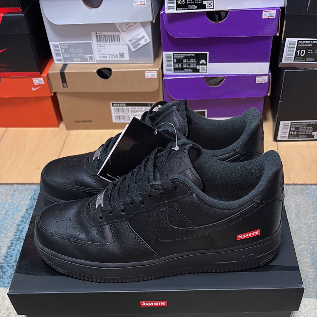 Supreme × Nike Air Force 1 Low "Black"