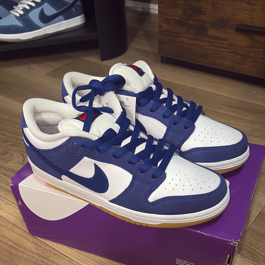 Nike SB Dunk Low "Los Angeles Dodgers/Deep Royal Blue"