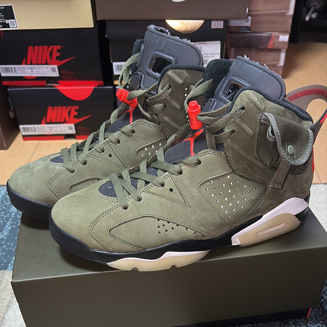 Travis Scott × Nike Air Jordan 6 Retro "Medium Olive"