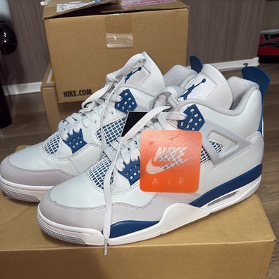 Nike Air Jordan 4 Retro "Industrial Blue"