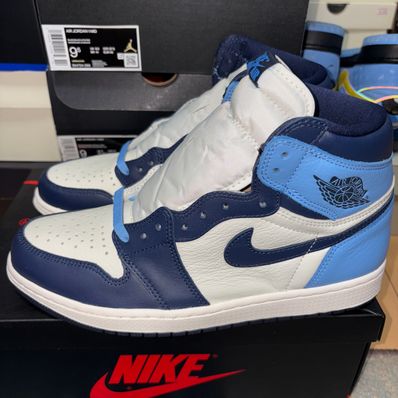 Nike Air Jordan 1 Retro High OG "Obsidian/University Blue"