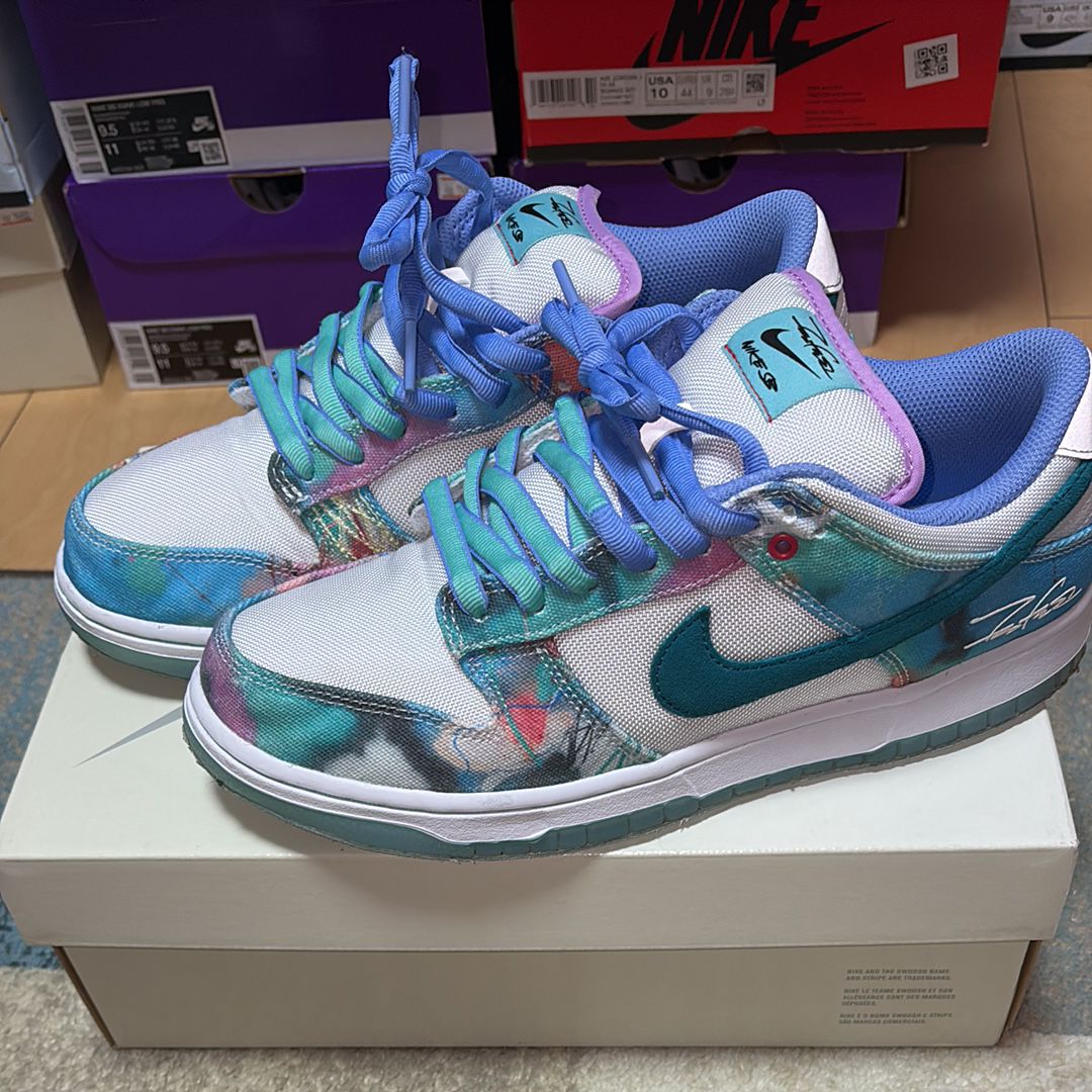 Futura × Nike SB Dunk Low "White and Geode Teal"