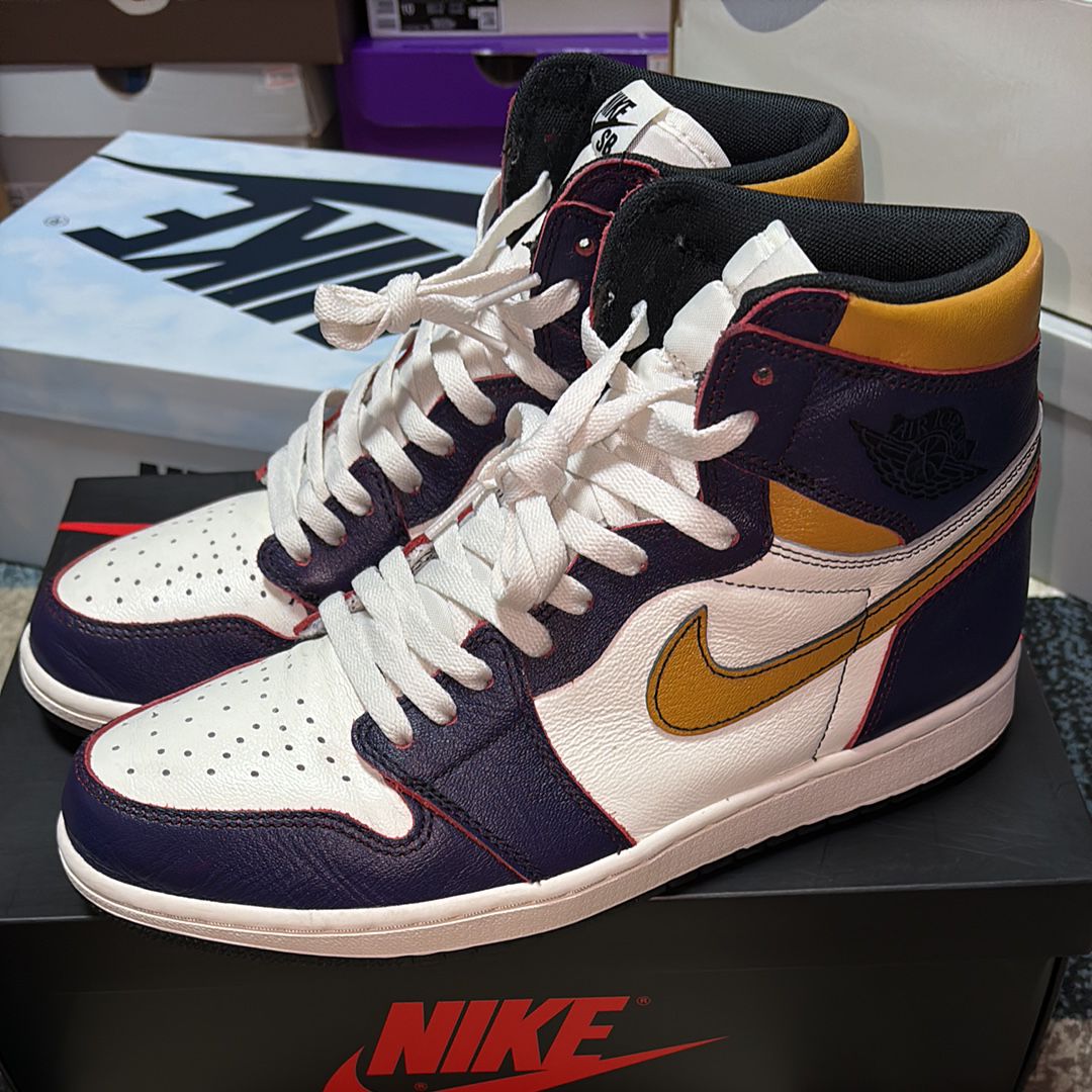 Nike SB × Air Jordan 1 Retro High "La To Chicago"  
