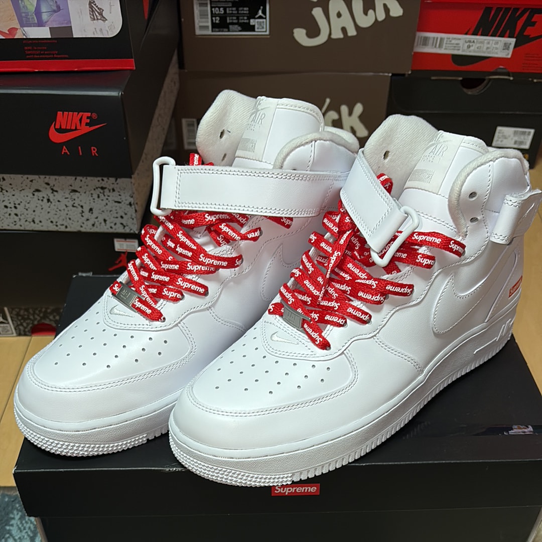 Supreme × Nike Air Force 1 Mid "White" FW24