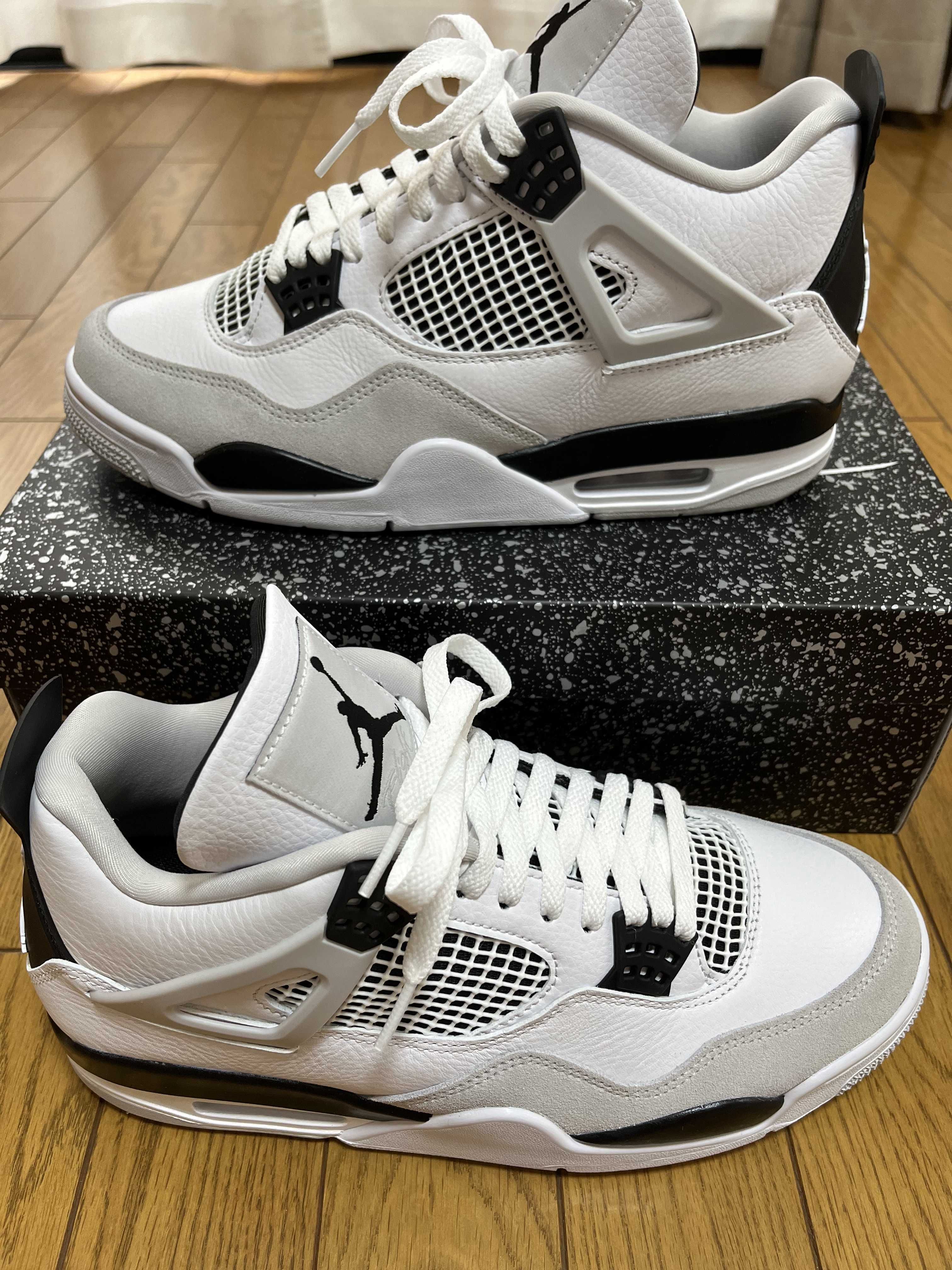 Nike Air Jordan 4 "Military Black"