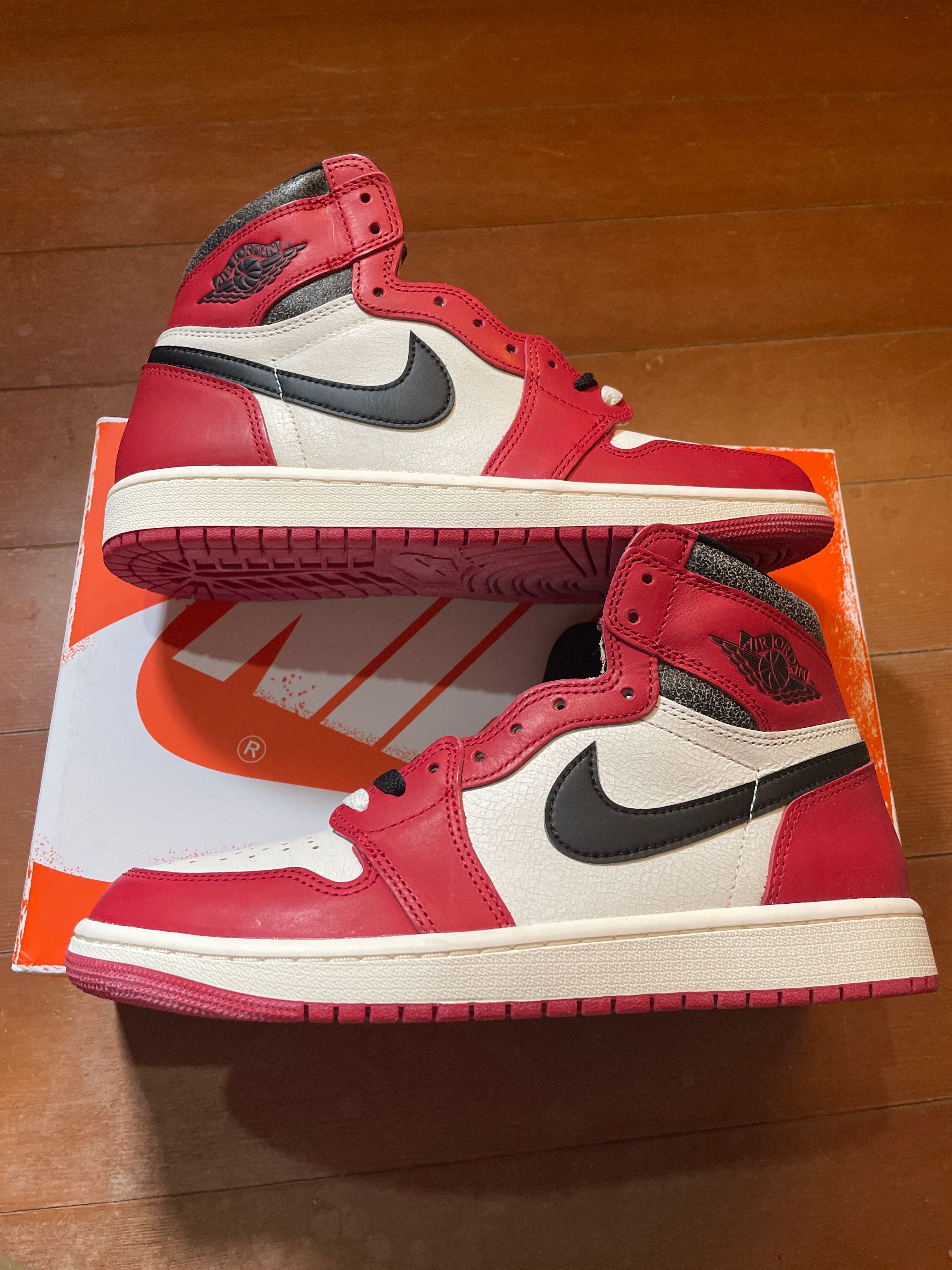 Nike Air Jordan 1 High OG "Lost & Found/Chicago"
