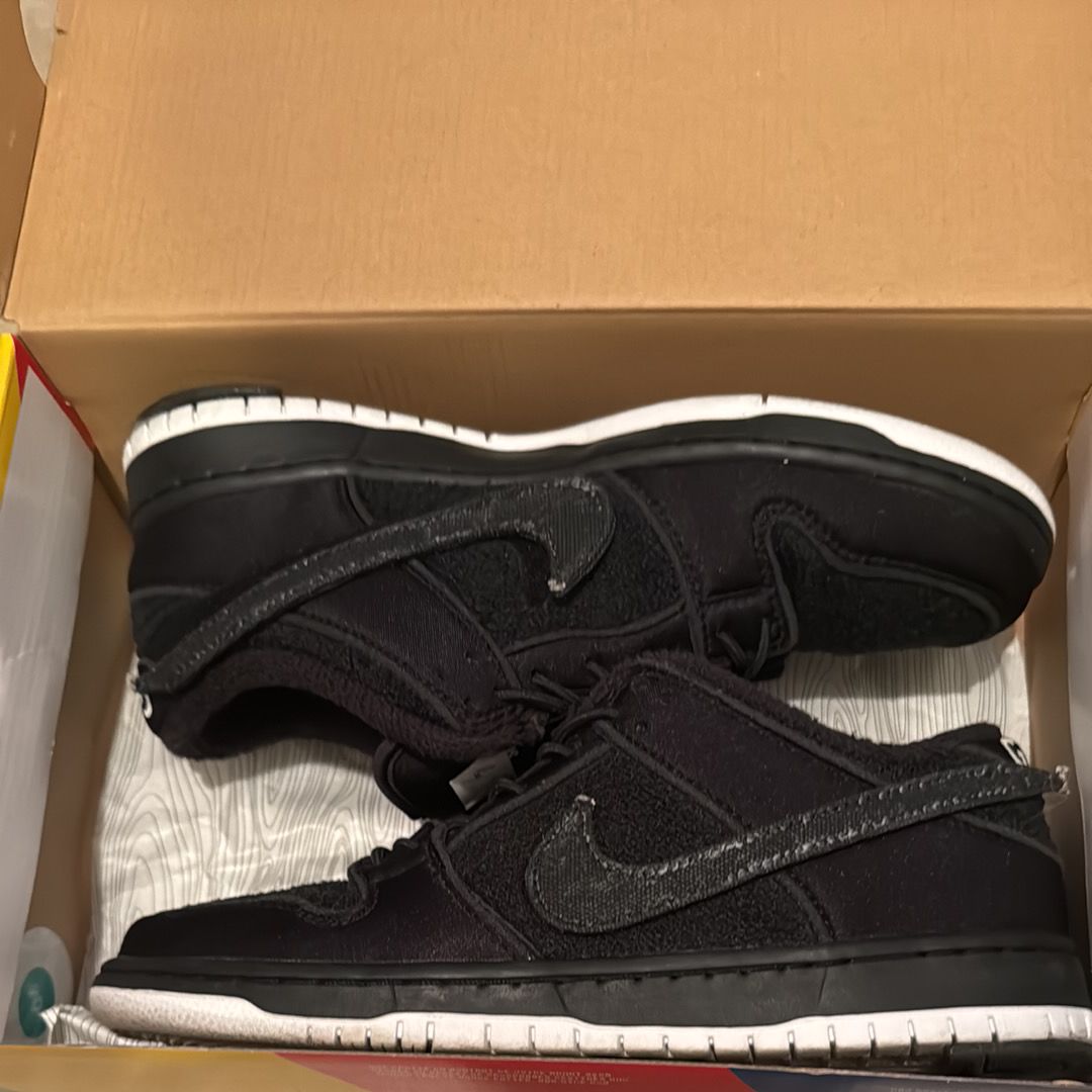 Gnarhunters × Nike SB Dunk Low "Black/White"