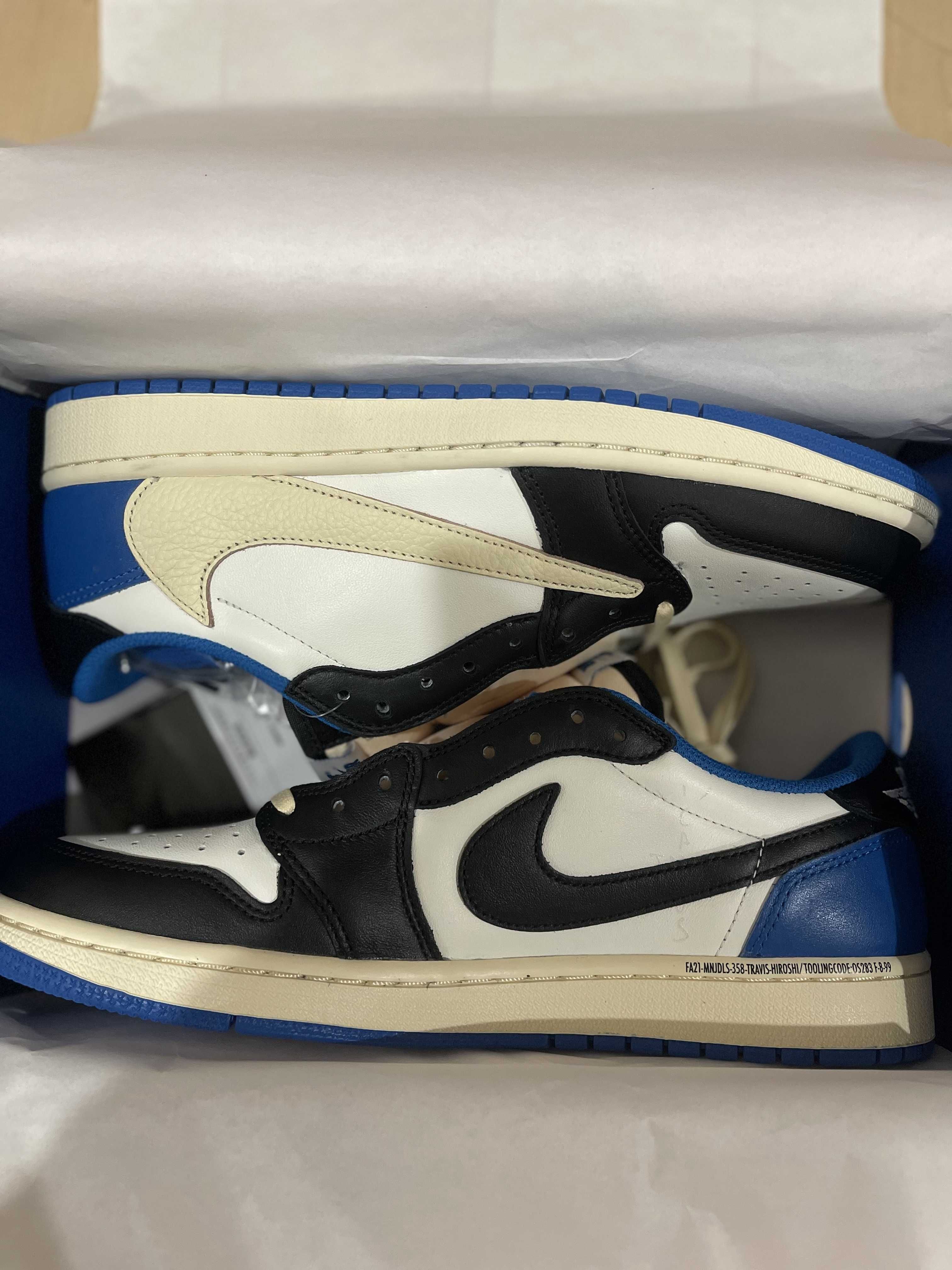 Travis Scott × fragment design × Nike Air Jordan 1 Low OG SP "Military Blue"