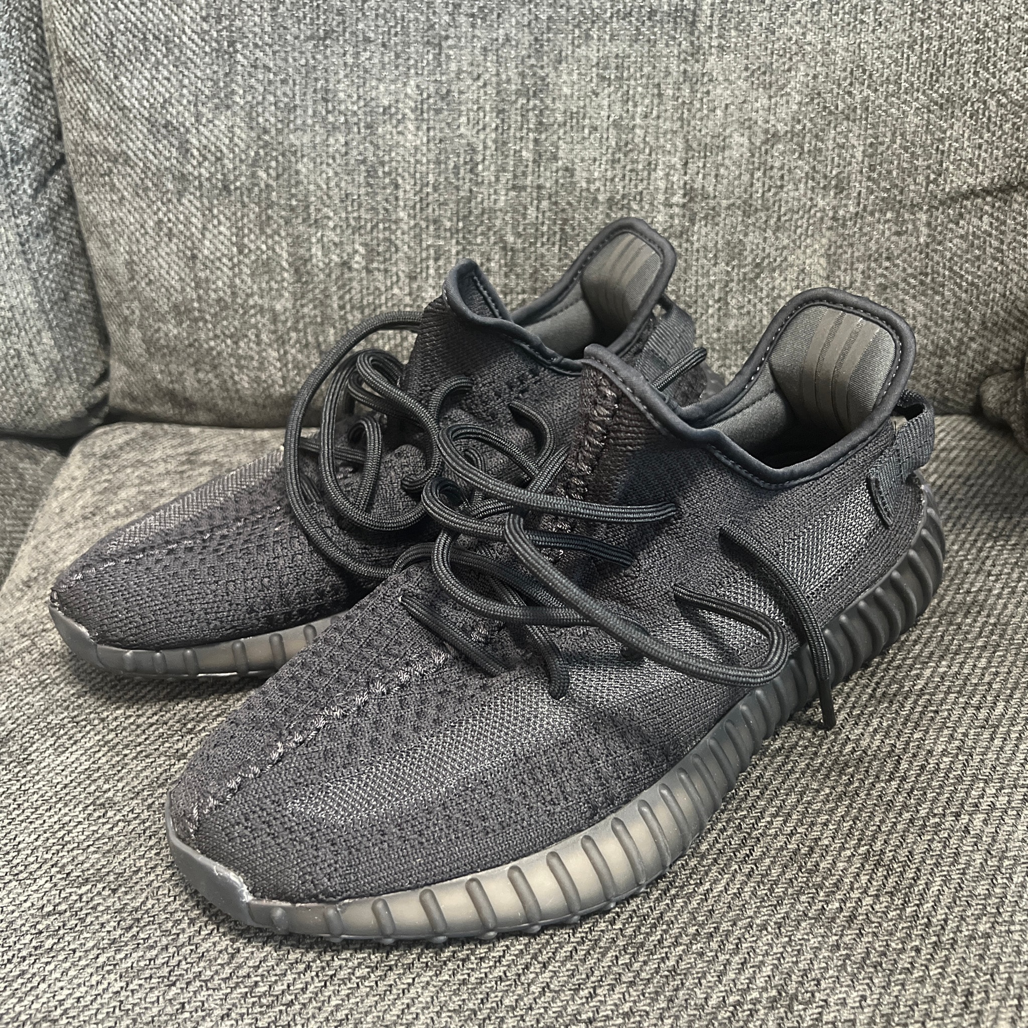 adidas YEEZY Boost 350V2 "Onyx"