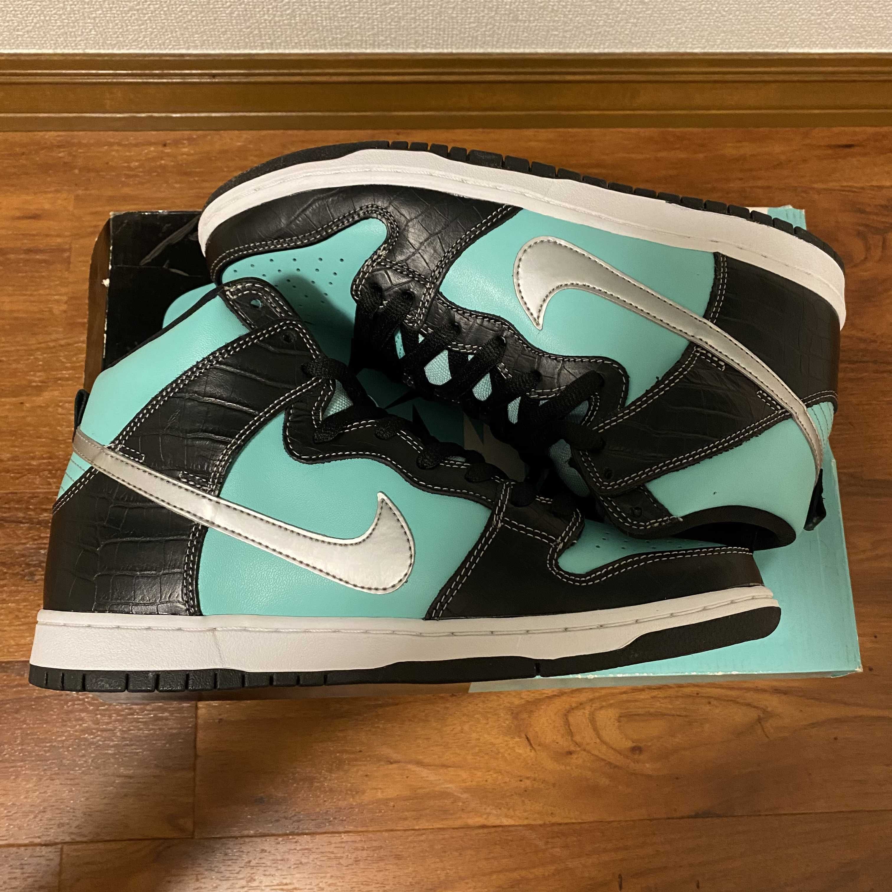 Diamond Supply × Nike SB Dunk High "Tiffany"