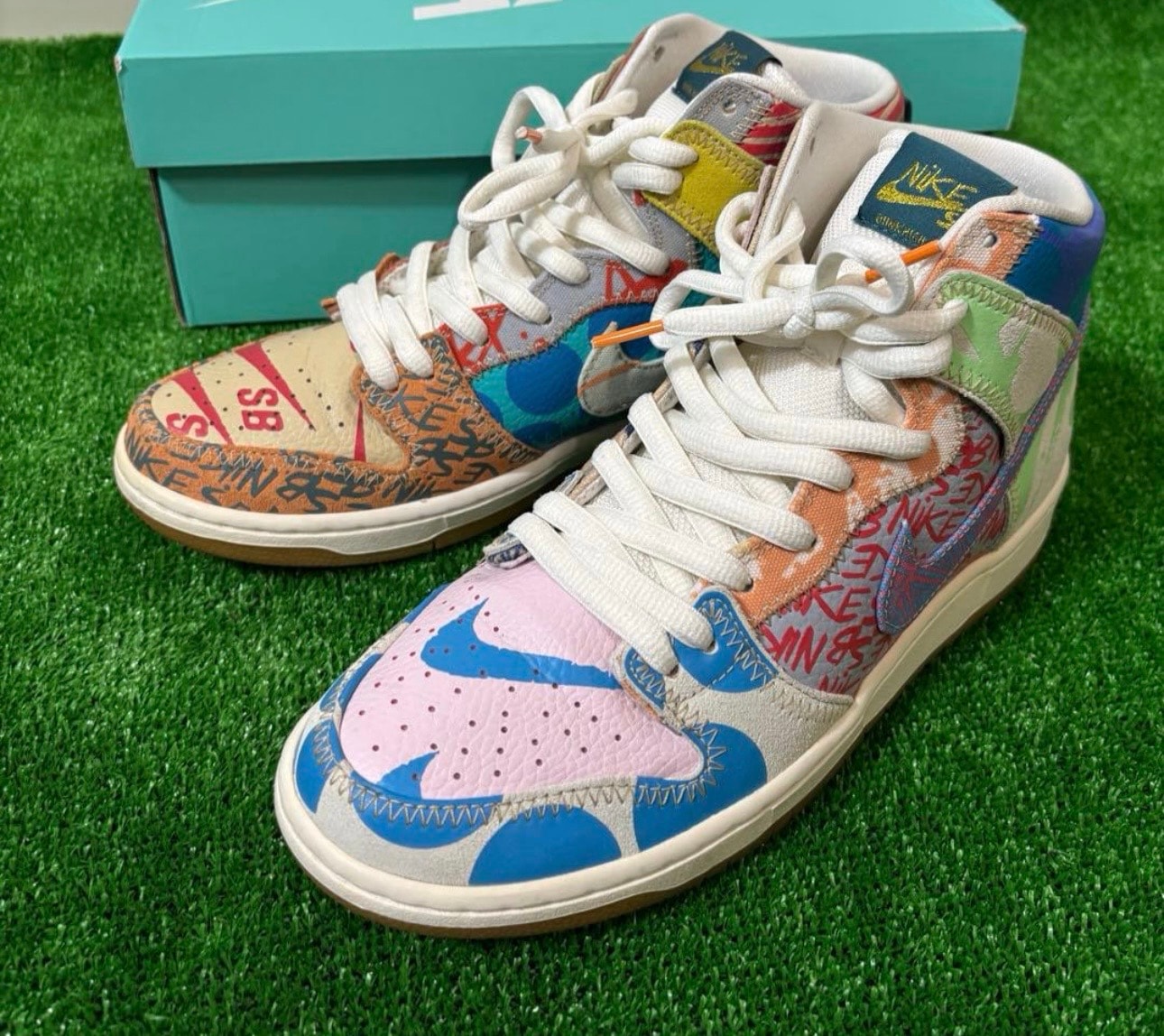 THOMAS CAMPBELL × Nike SB Dunk High "Ice Jade/Circuit Orange-Sail"