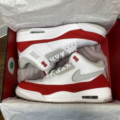 Nike Air Jordan 3 Retro "Tinker White/University Red"