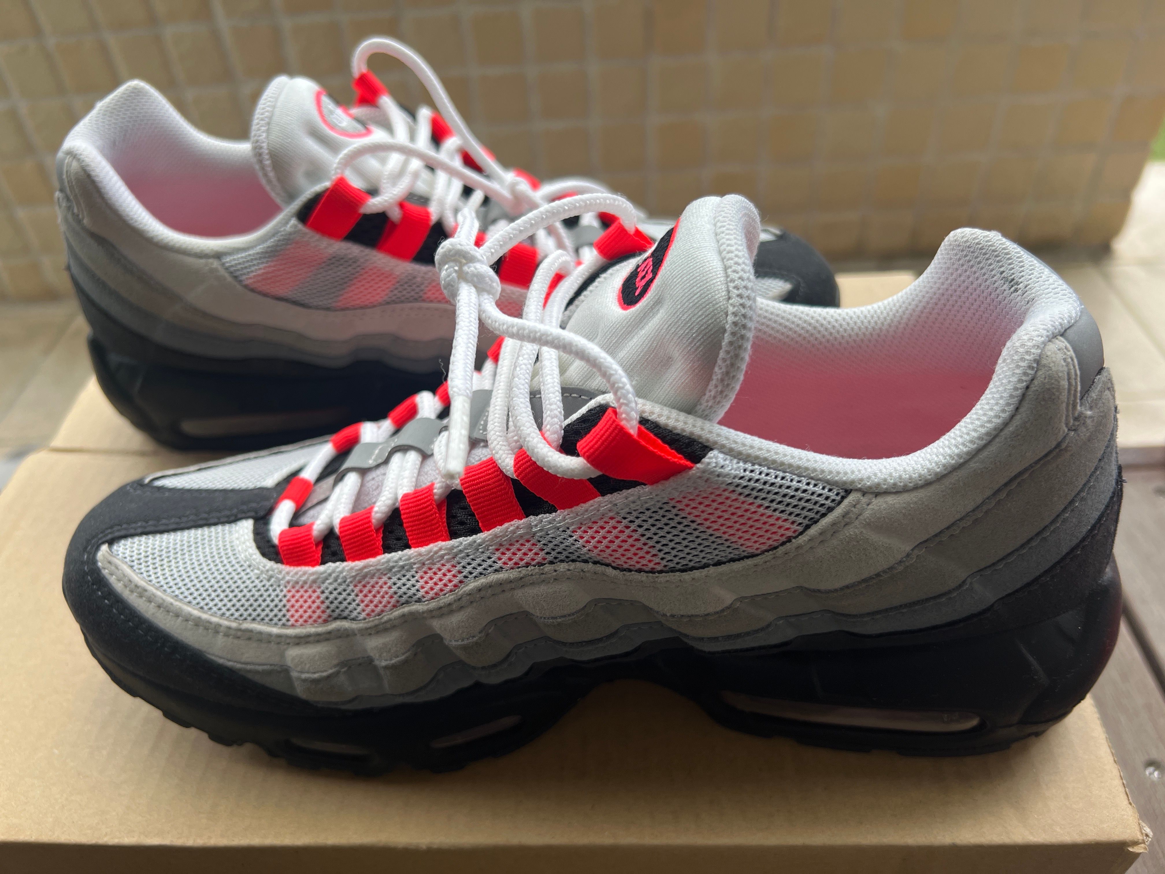 Nike Air Max 95 "White/Solar Red"