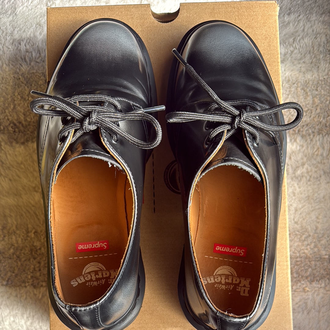 シュプリーム × ドクターマーチン 1461 3アイ シューズ "ブラック"