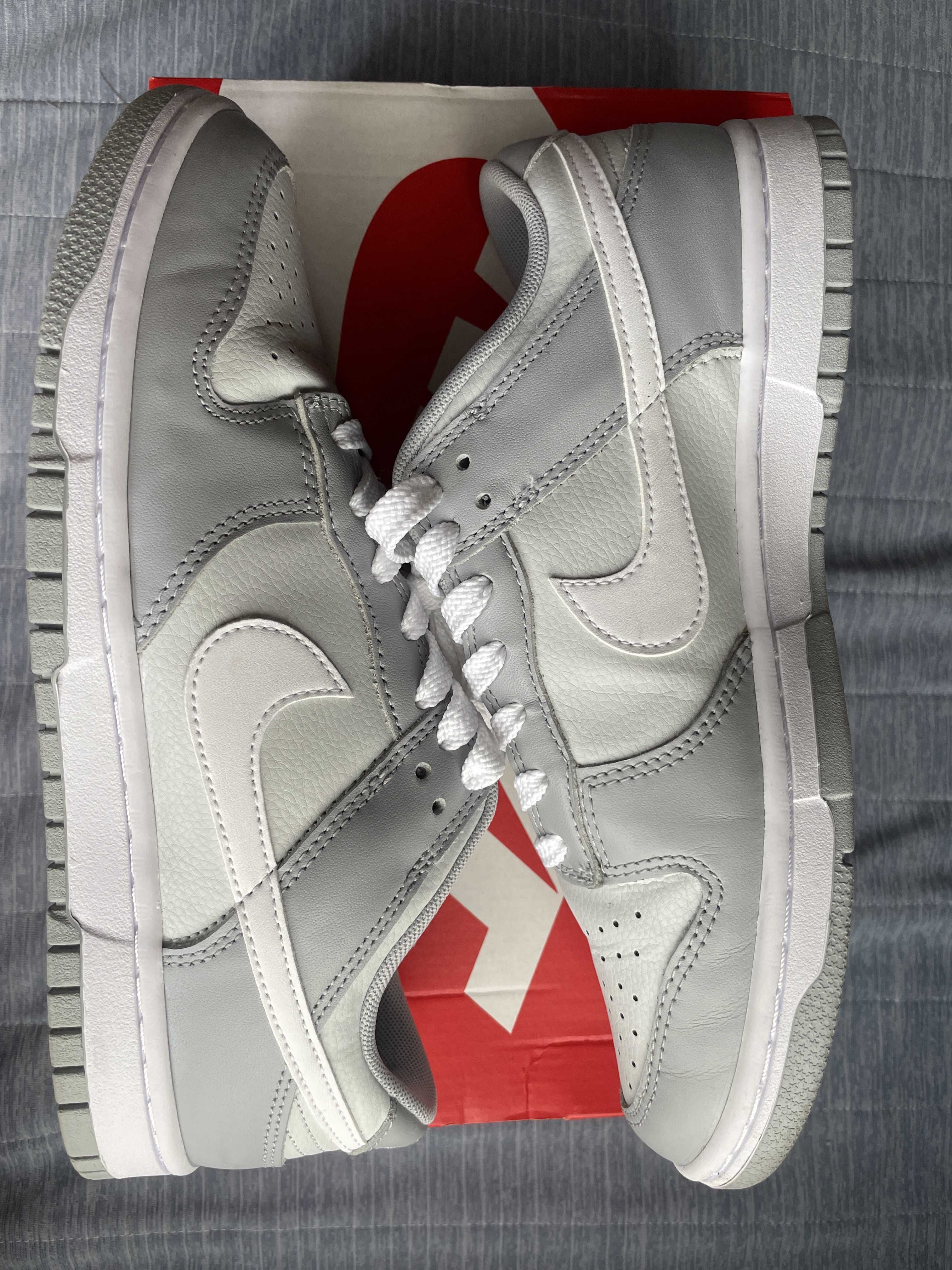 Nike Dunk Low "Pure Platinum/White/Wolf Gray"